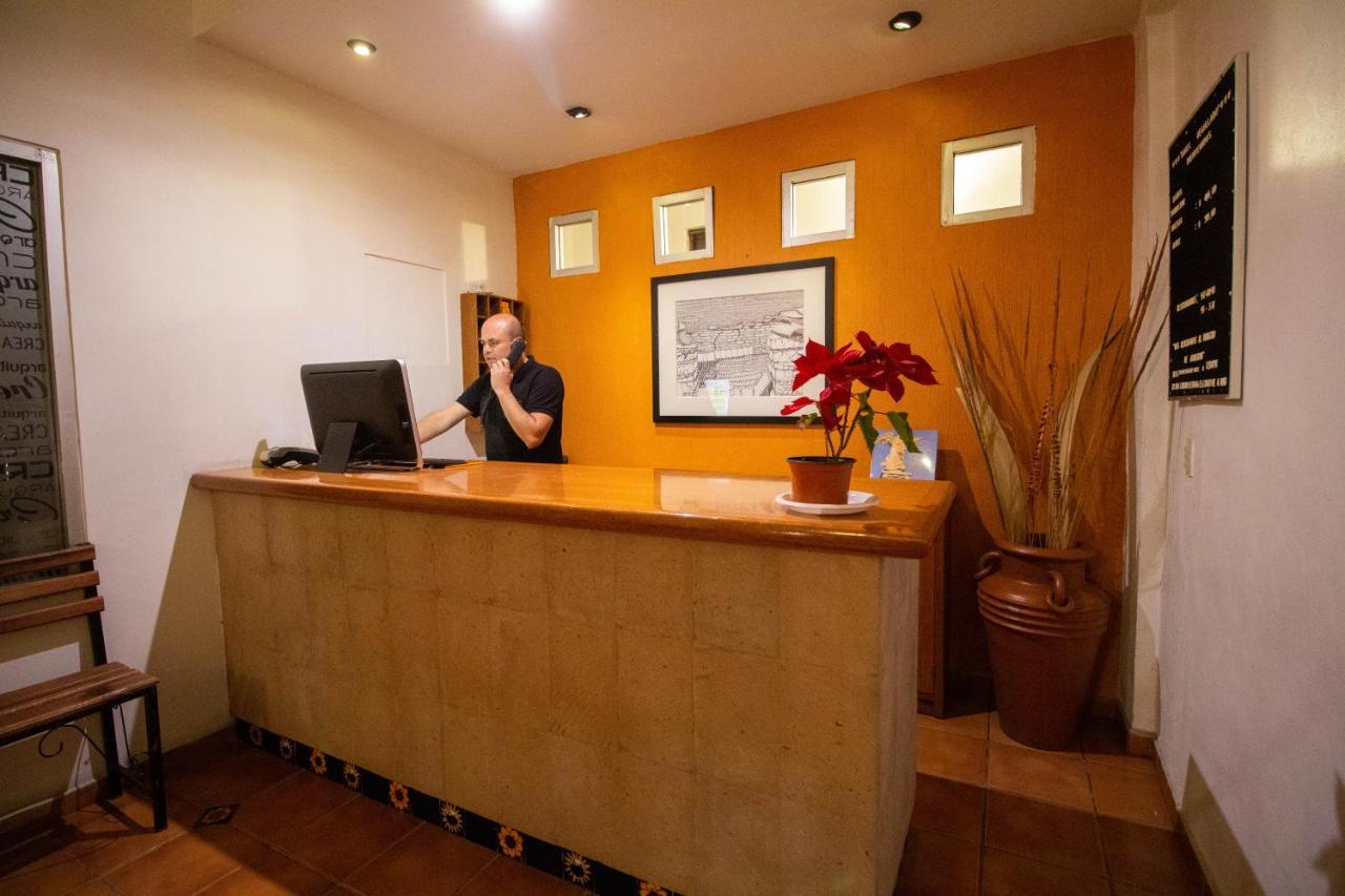 Hotel Degollado Kültér fotó