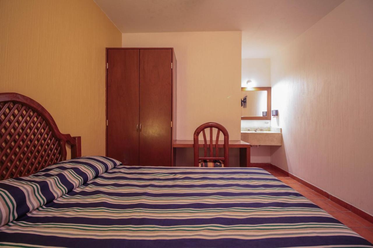 Hotel Degollado Kültér fotó