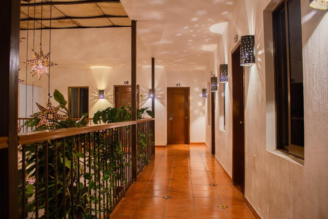 Hotel Degollado Kültér fotó