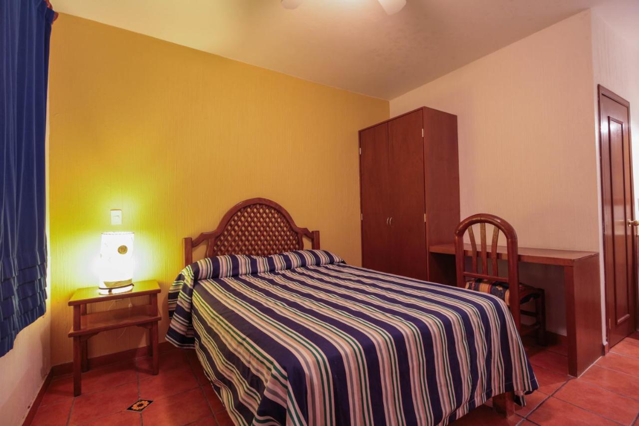Hotel Degollado Kültér fotó